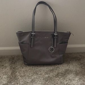 Michael Kors tote